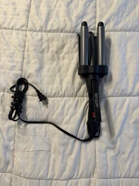 Revlon 3 Barrel Hair Waiver Jumbo Black Ceramic Long Lasting Waves